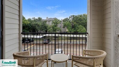 165 Forestbrook Dr, Unit 1024 in Lewisville, TX - Building Photo - Building Photo