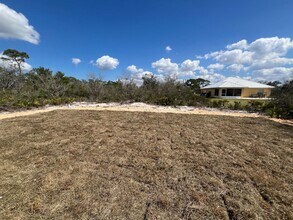 238 E Canal Way NE in Lake Placid, FL - Building Photo - Building Photo