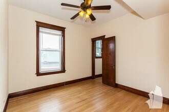 1434 W Addison St, Unit #2 in Chicago, IL - Building Photo - Building Photo
