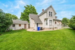 1436 W Prospect Ave in Appleton, WI - Building Photo