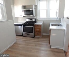 129 S Eagle Rd in Havertown, PA - Building Photo - Building Photo