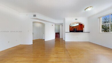 8980 W Flagler St in Miami, FL - Building Photo - Building Photo