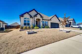 429 Green Hill Dr in Waxahachie, TX - Building Photo - Building Photo