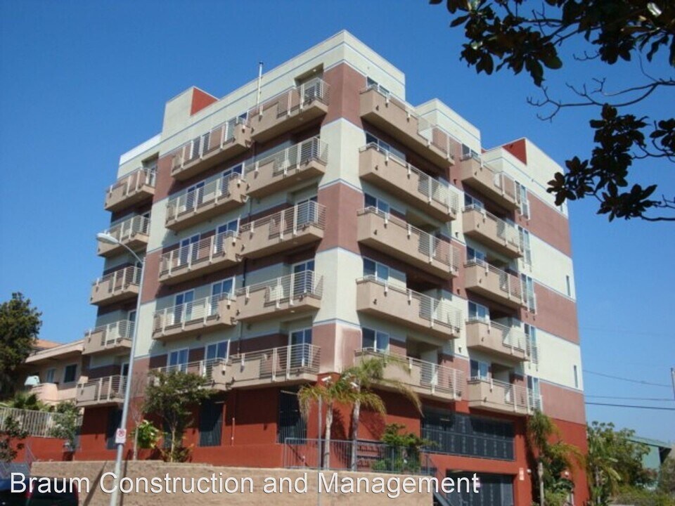 332 S Virgil Ave in Los Angeles, CA - Building Photo