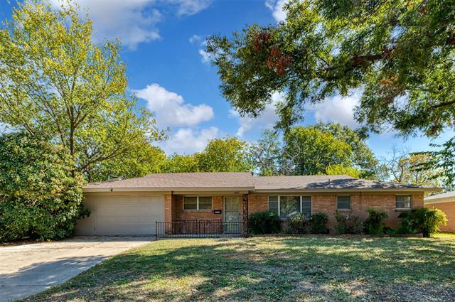 5625 Wales Ave in Fort Worth, TX - Building Photo