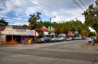 Dunbar at 39th in Vancouver, BC - Building Photo - Building Photo