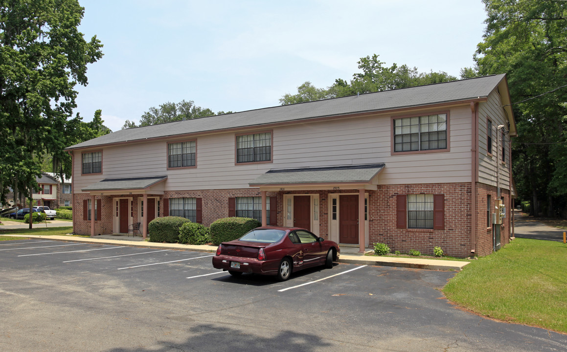 Portland Terrace in Tallahassee, FL - Foto de edificio