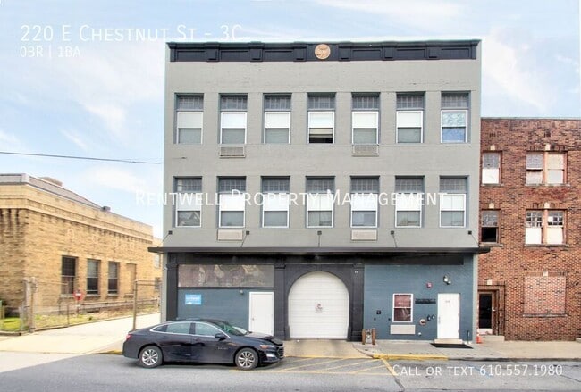 220 E Chestnut St in Coatesville, PA - Building Photo - Building Photo