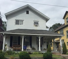 23 Garfield Ave in Carbondale, PA - Building Photo