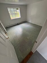 21 Pine St, Unit 1L in Monticello, NY - Foto de edificio - Building Photo