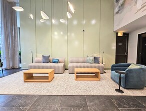 1350 N Dearborn St, Unit 14F in Chicago, IL - Building Photo - Building Photo