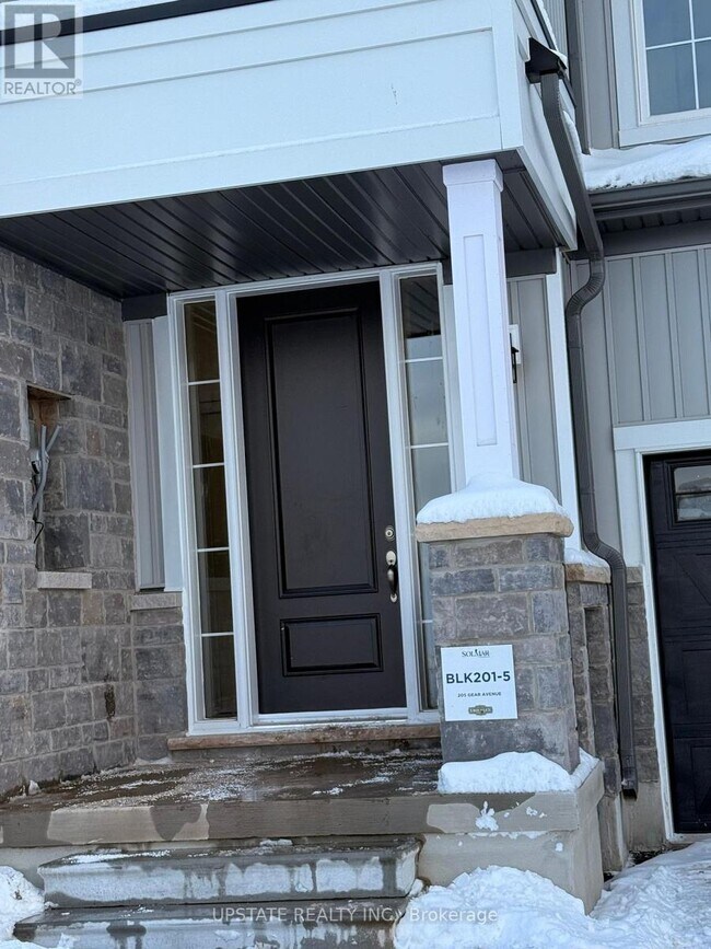 205 Gear Ave in Erin, ON - Building Photo - Building Photo