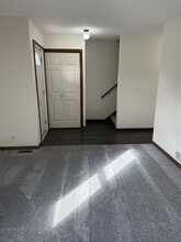 701 Tyler St NE, Unit 701 in Minneapolis, MN - Foto de edificio - Building Photo