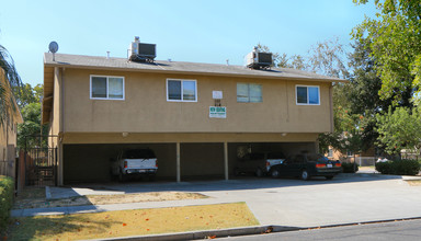 500 E Elm St in Lodi, CA - Building Photo - Building Photo