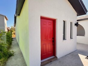 1515 Madison St in Laredo, TX - Building Photo - Building Photo