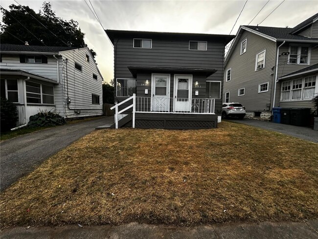 property at 352 Avery St