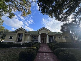 7600 Debeaubien Dr in Orlando, FL - Building Photo