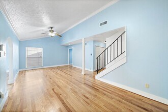 12104 Burdine St in Houston, TX - Building Photo - Building Photo