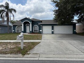 11232 Andy Dr in Riverview, FL - Building Photo