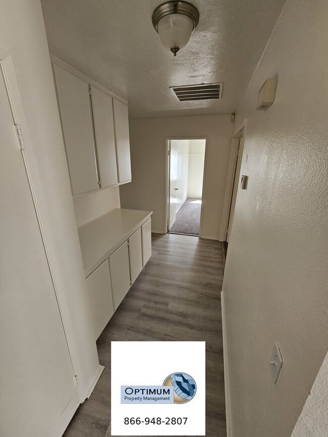 12773 Cardinal Rd in Victorville, CA - Building Photo - Building Photo