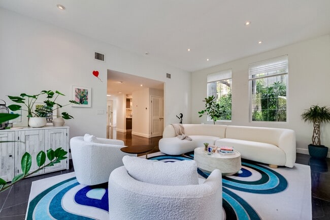 property at 3940 Loquat Ave