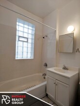 634 W Barry Ave, Unit #B622.5-N1 in Chicago, IL - Foto de edificio - Building Photo