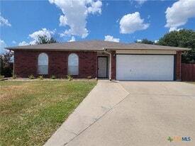 3401 Beagle Ct in Killeen, TX - Building Photo