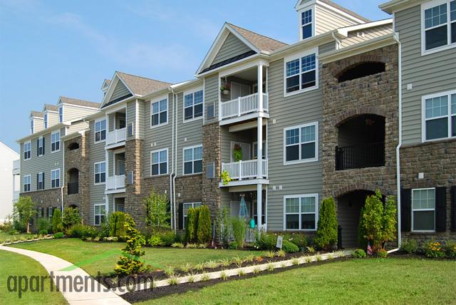 The Villas of Castleton Apartments in Marietta, PA - Building Photo - Building Photo