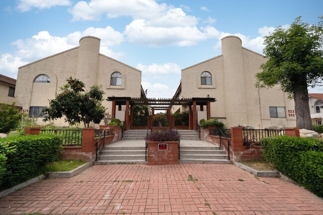 property at 525 N Alhambra Ave