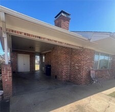 937 S Carl St in Siloam Springs, AR - Building Photo - Building Photo