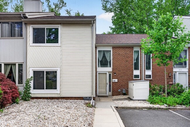 property at 313 BARTON Blvd