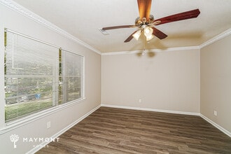 77 Oakwood St in Woodstock, AL - Foto de edificio - Building Photo