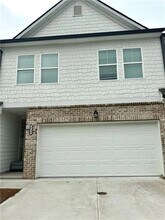 4546 Bishops Ln in Oakwood, GA - Building Photo - Building Photo