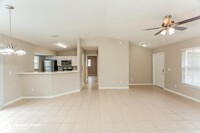 2772 Cranbrook Ave-Unit -3-BD in North Port, FL - Foto de edificio - Building Photo