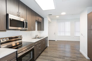 Krisana Apartments in Denver, CO - Building Photo