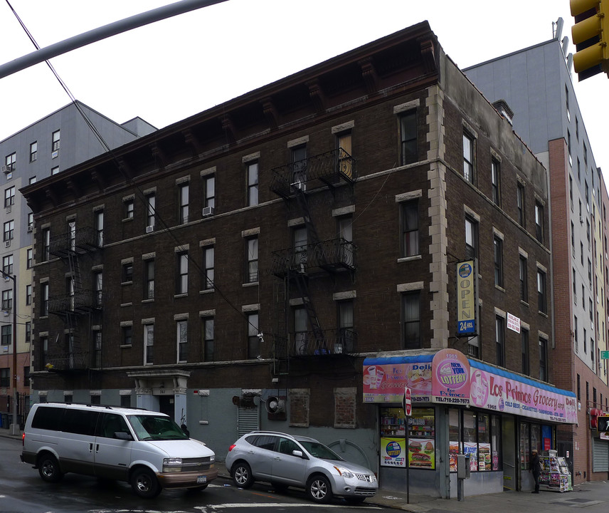 361 E 178th St in Bronx, NY - Building Photo