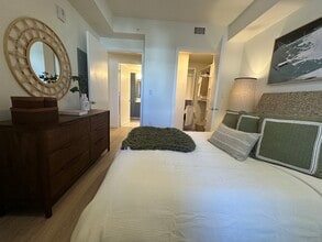 2500 NE 181st St, Unit A2 in Miami, FL - Building Photo - Building Photo