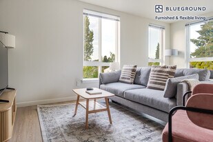 18004 Midvale Ave N in Shoreline, WA - Building Photo