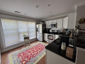 833 Old Greenville Hwy in Clemson, SC - Foto de edificio - Building Photo