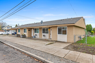 2225 N Howard St in Spokane, WA - Building Photo - Building Photo