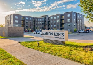 Marion Lofts in Marion, IA - Foto de edificio - Building Photo