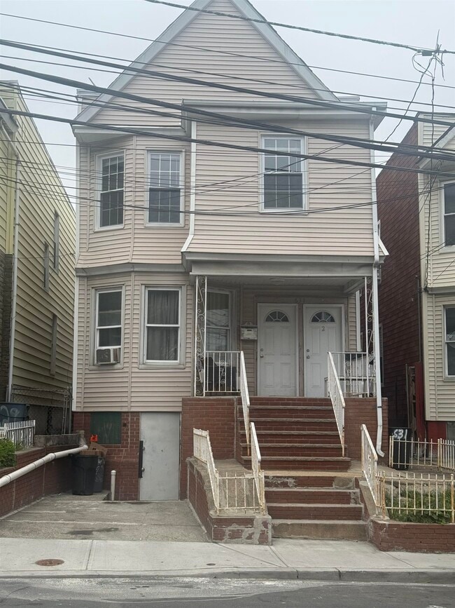 property at 631 Garfield Ave