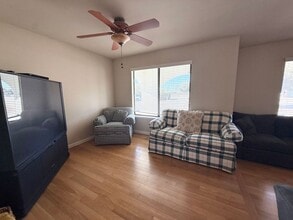 4460 W Pine Haven Dr in Tracy, CA - Building Photo - Building Photo