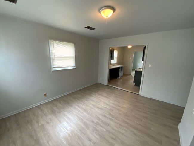219 Grace St in Danville, IL - Building Photo - Building Photo