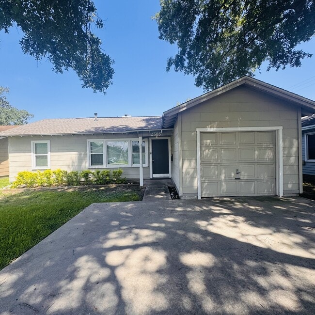 property at 2306 2nd St