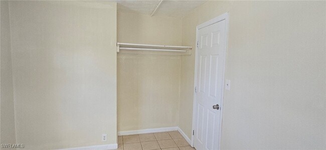 3049 2nd St in Ft. Myers, FL - Building Photo - Building Photo
