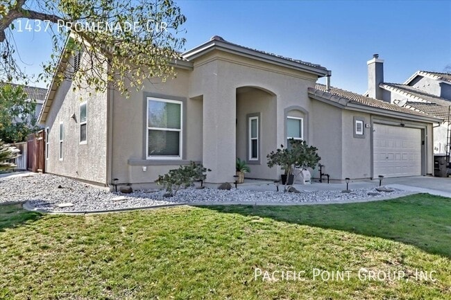 property at 1437 Promenade Cir