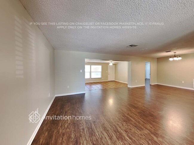 1926 Valley Dr in Dunedin, FL - Building Photo - Building Photo