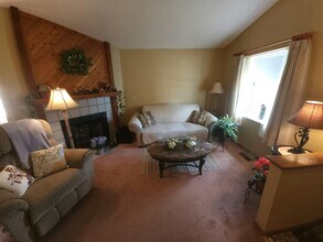 6997 Wigwam Way in Reynoldsburg, OH - Building Photo - Building Photo
