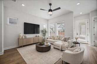 5806 Rangeland Rd in Austin, TX - Building Photo - Building Photo